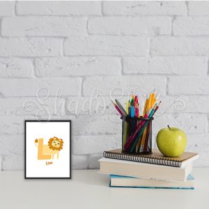تابلو اتاق کودک فانتزی طرح شیر حرف رنگی L رومیزی